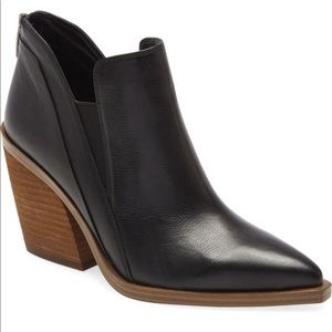 NWT Vince Camuto Gradina Block Heel Bootie - 6 Black